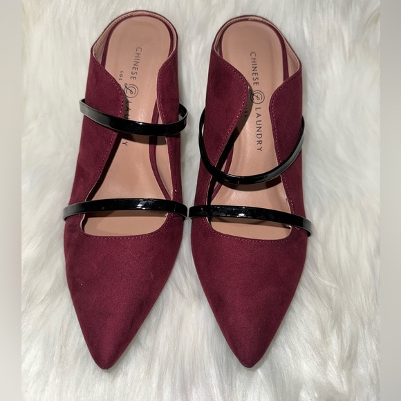 Chinese Laundry Red and Black Mules with Double Strap Design - Picture 1 of 10